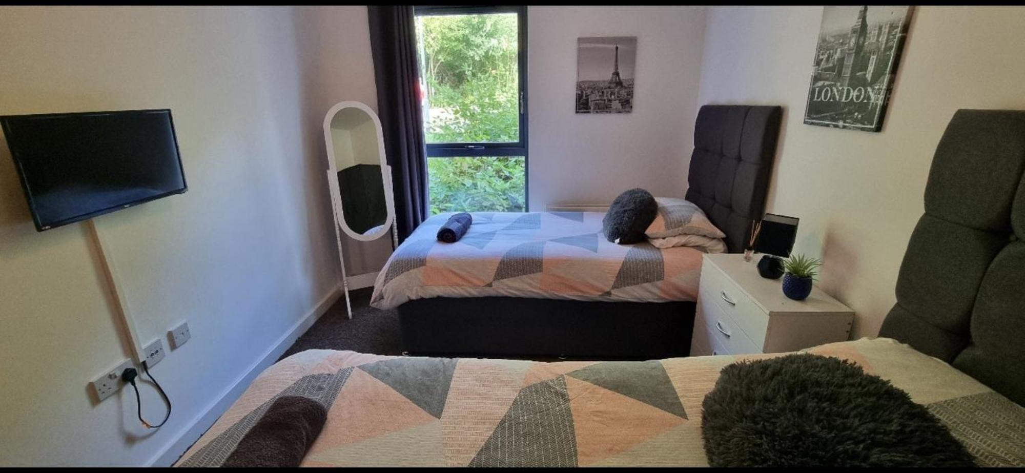 Brentwood Town Retreat - Large 2 Bedroom Apartment 外观 照片