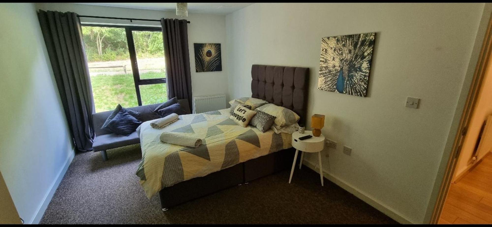 Brentwood Town Retreat - Large 2 Bedroom Apartment 外观 照片